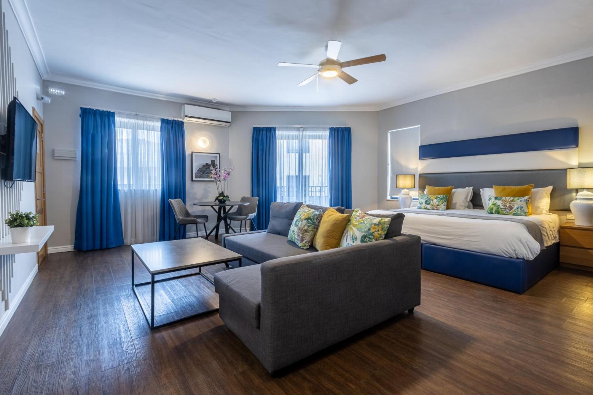 Park Lane Boutique Hotel 4*