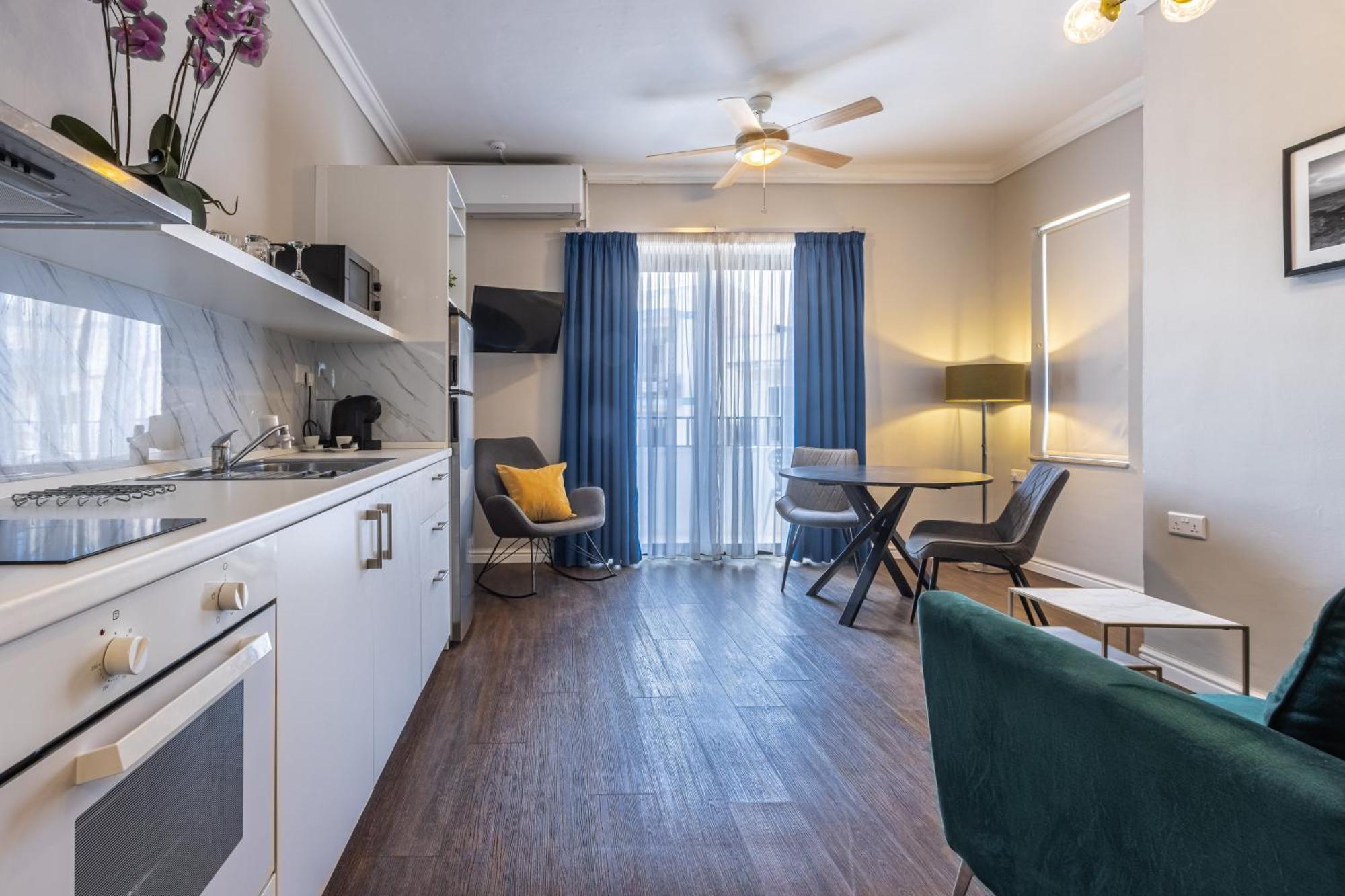 Park Lane Boutique Hotel 4*